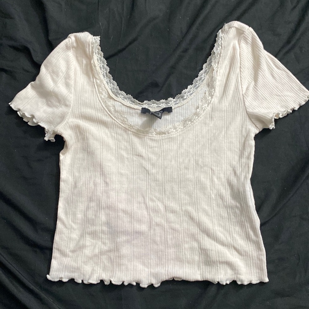Forever 21 White cropped top